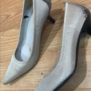 Tahari heels